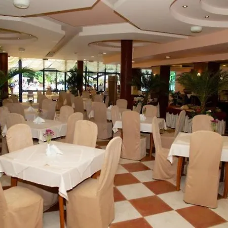 Dunav 4* Napospart
