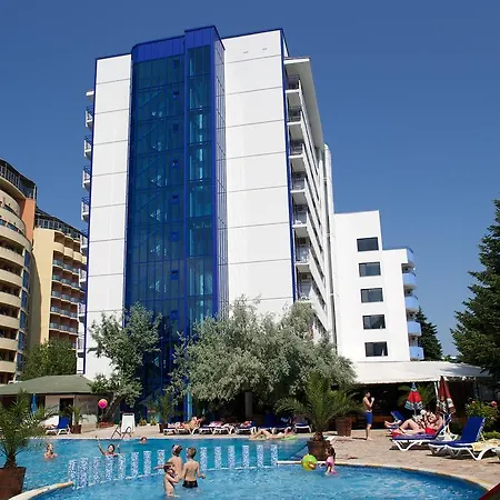 Dunav 4* Napospart