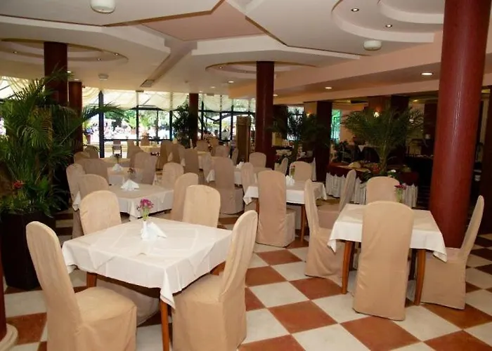 Dunav 4* ساني بيتش